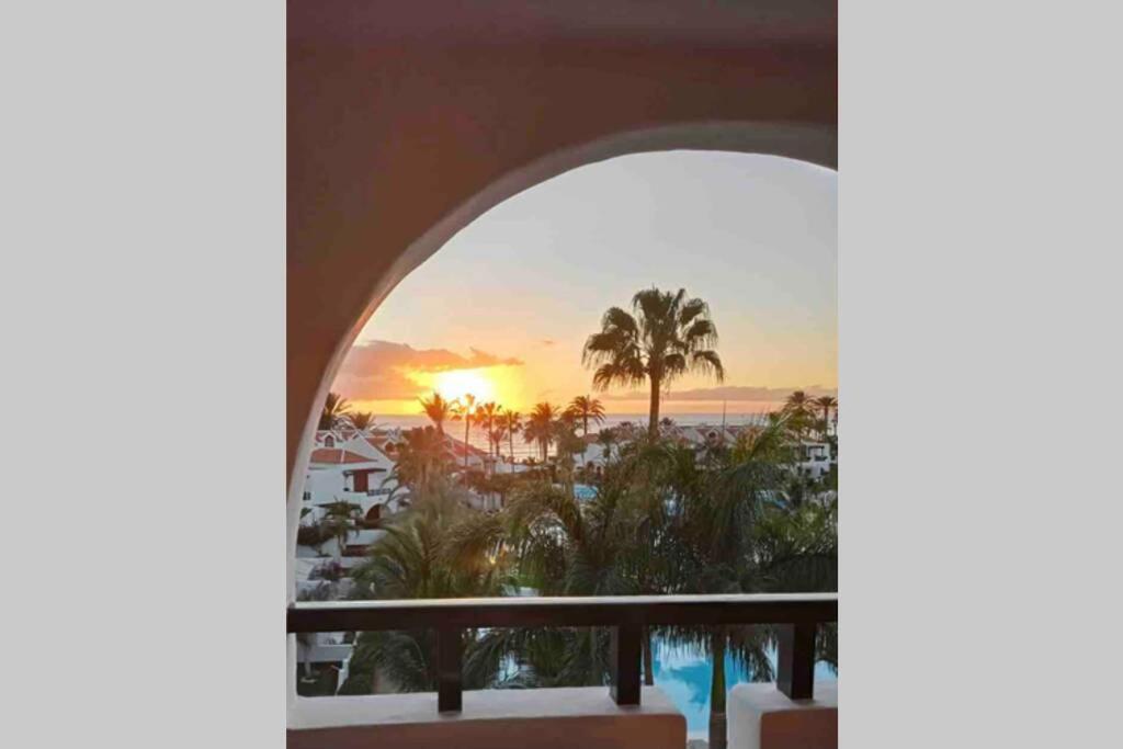Apartamento Apartamento frente al mar! Playa de las Américas Exterior foto